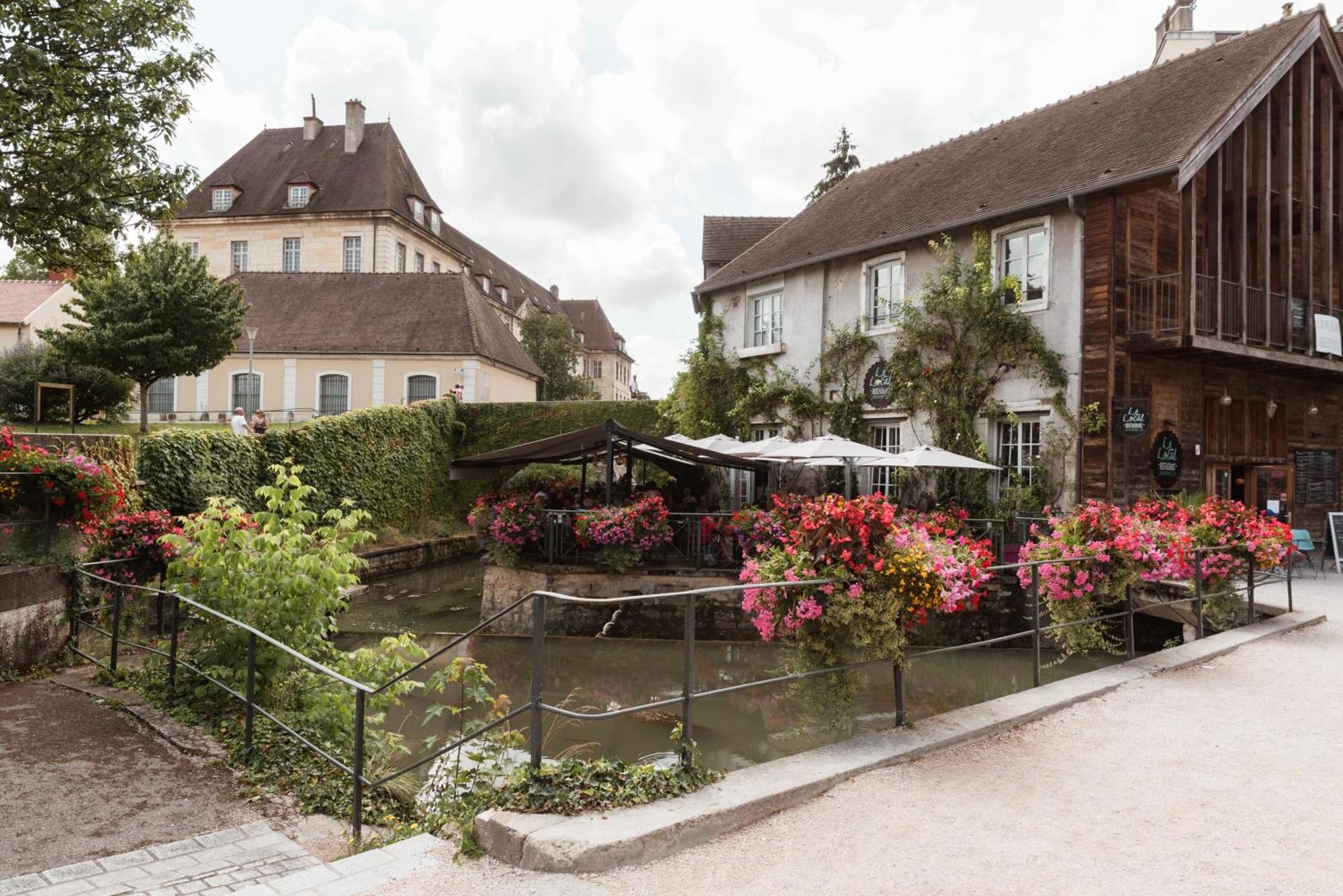 Terrasse Vue Imprenable Canal Dole Exteriér fotografie